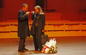 Details de Lars Noren au Theatre des Amandiers : une mise en scene brillante au service d'un texte qui s'essouffle